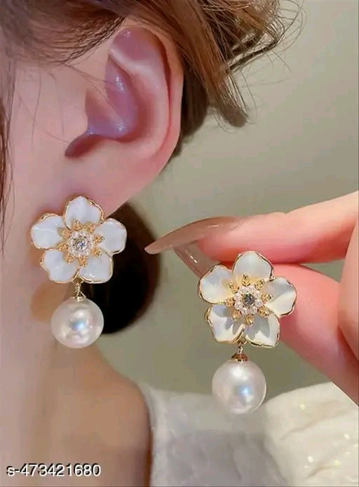 Western Stylish White Flower Pearl Dangler Earrings