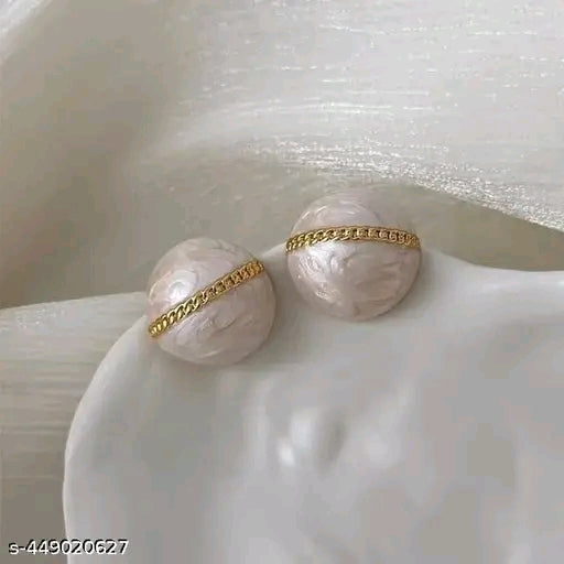 SuyugLEAF Shape Earrings