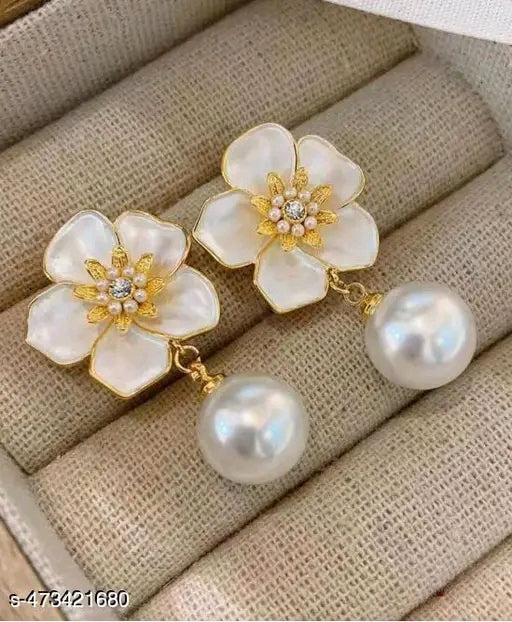 Western Stylish White Flower Pearl Dangler Earrings