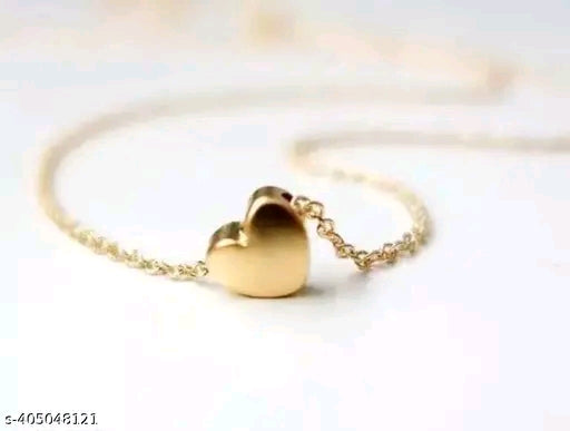 Royatto Gold Heart Shap Necklace